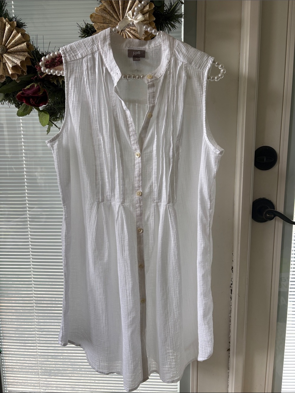 J. Jill White Sleeveless Button Tunic Top